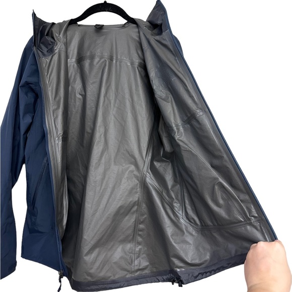 Arc'teryx Beta Jacket Gore-Tex Windbreaker Active Outdoor Winter Coat Sz S - Picture 8 of 12